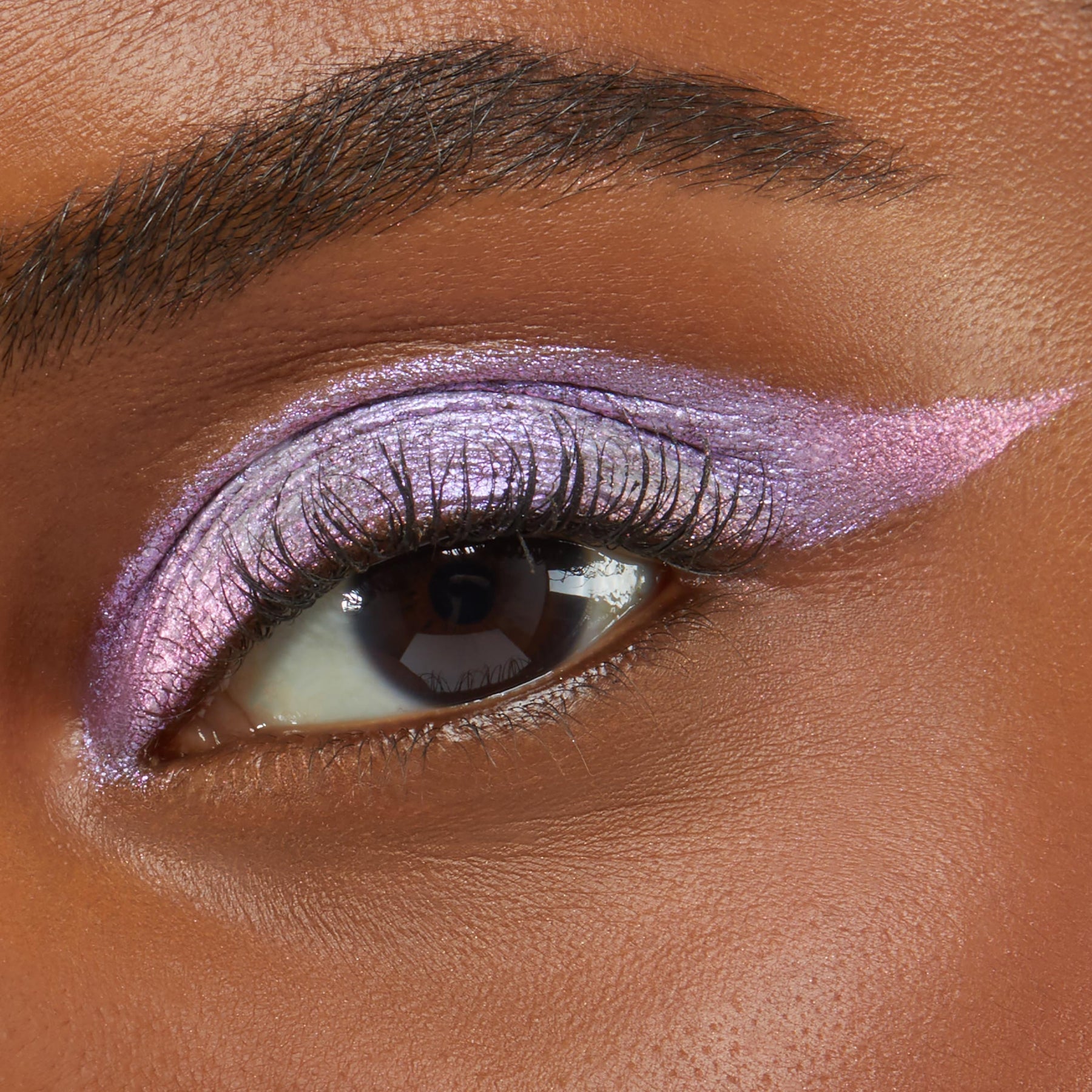 Cotton Candy - Effortless Evening Eye Detail