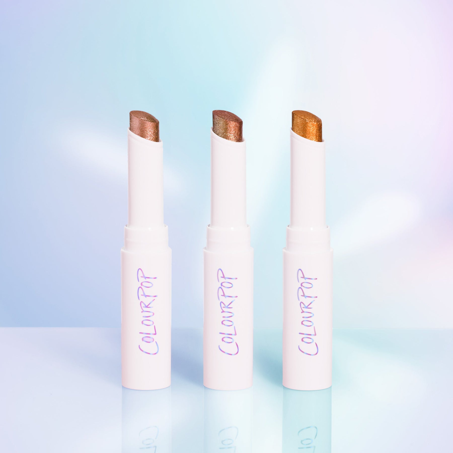 Golden Glitz - Elegant Vibrant Beauty Preview