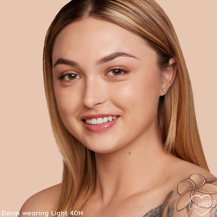 Light 40 N - Blendable Artistic Complexion Base