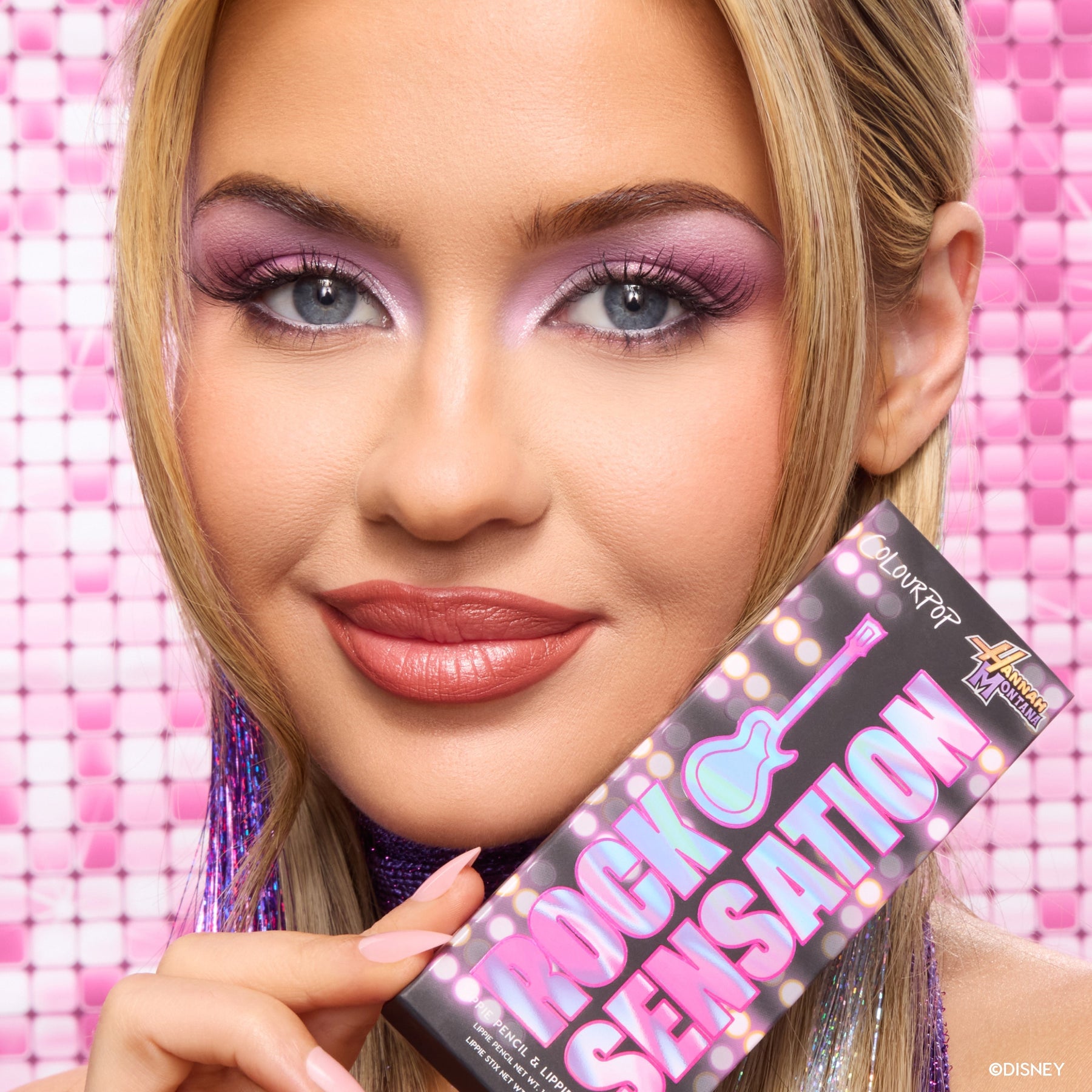 Double Kiss - Matte Runway Beauty Wardrobe