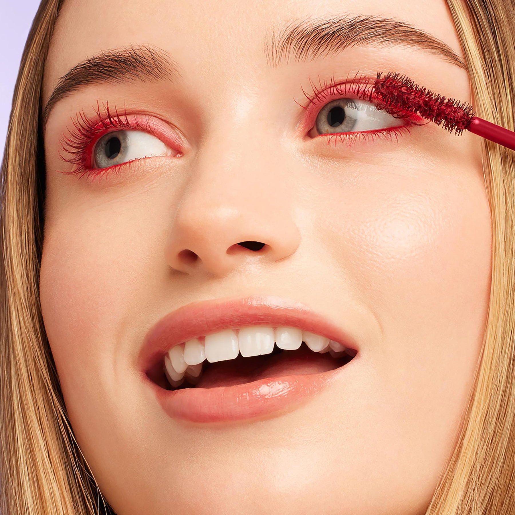 Left on Red - Luminous Premium Lash Look
