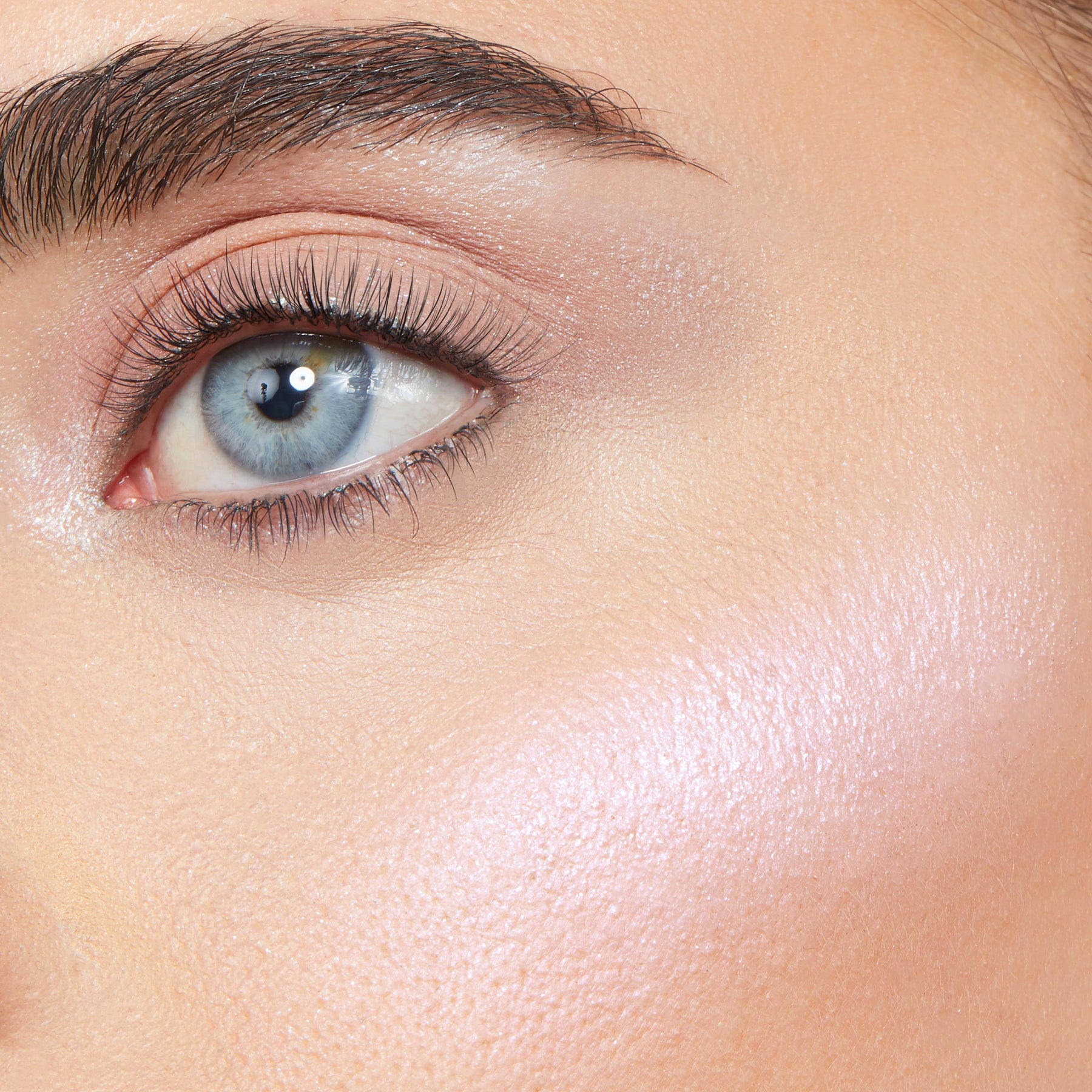 Vampire Skin - Clean Vibrant Cheek Sculpt