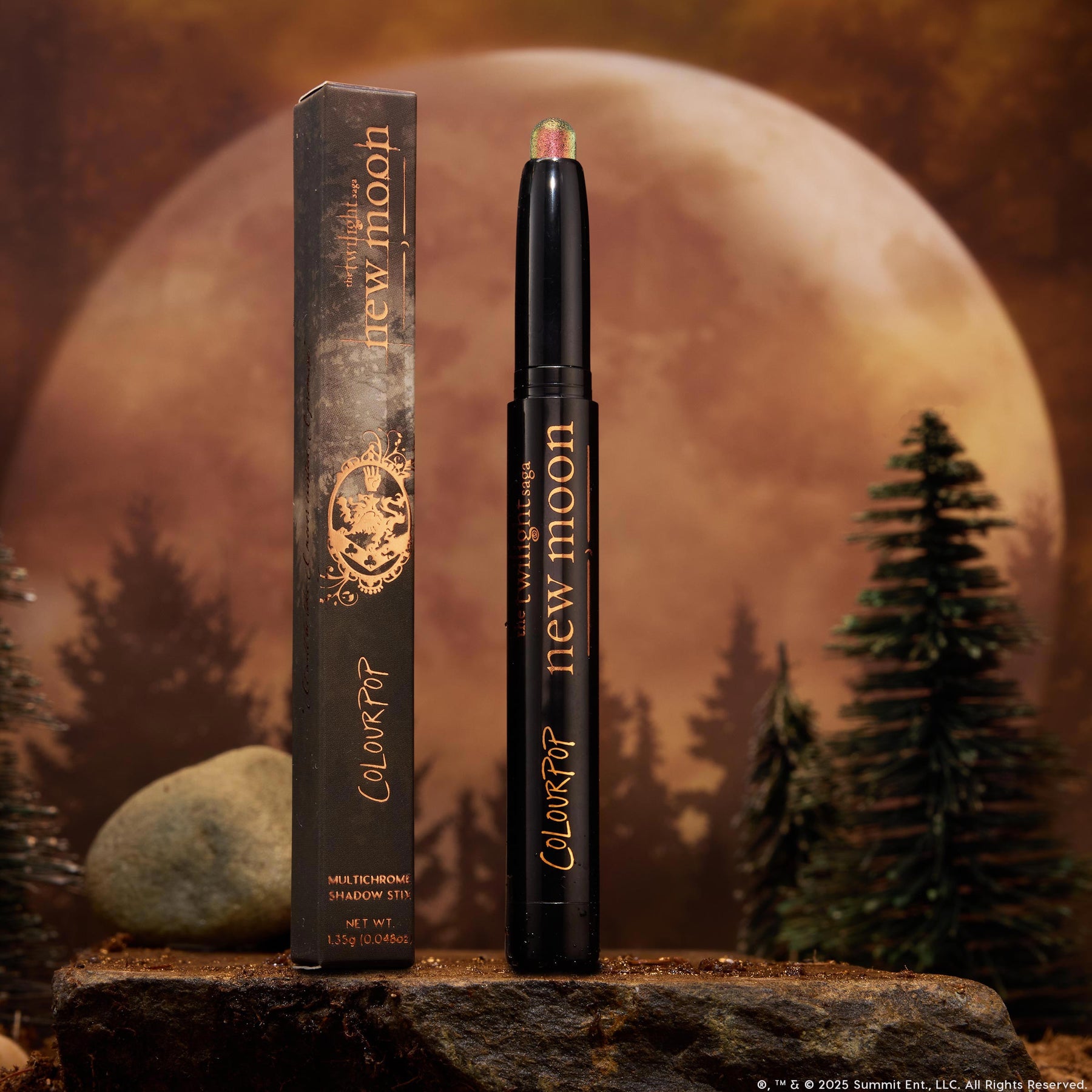 Vampire Girl - Expressive Coordinated Eye Drama