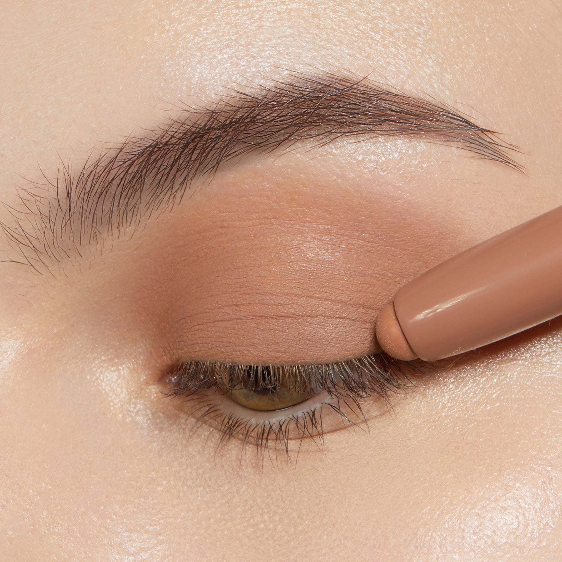 Cocktail Party - Elegant Vibrant Eye Duo